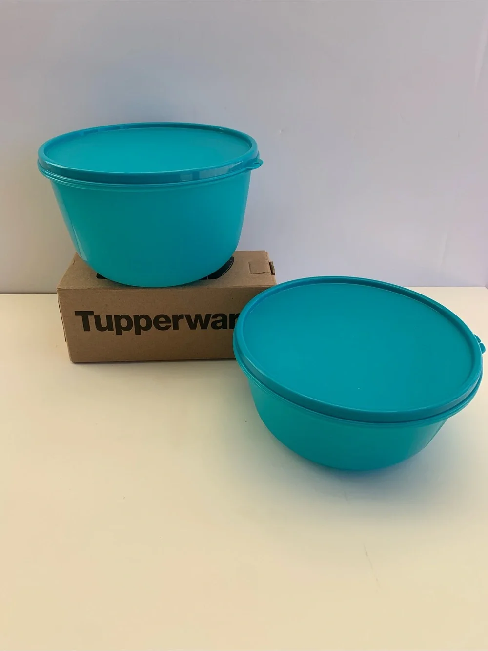 Tupperware Turquoise Stackable Food Storage Bowls (2-Pack)